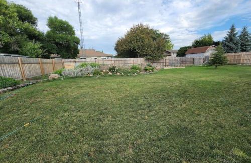 Town of Magrath House | Feel at home, Country style family house.