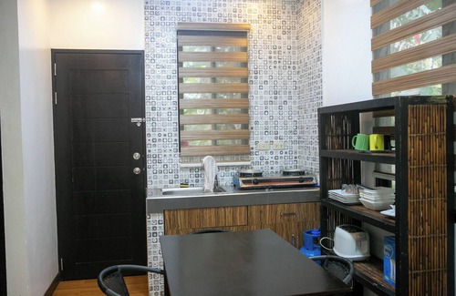 Coron House | Feel at home in this bungalow w/hi-speed internet