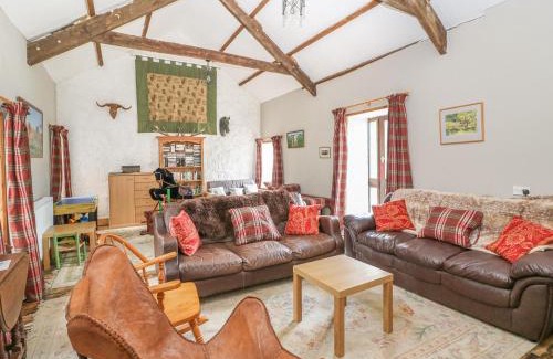 Bontnewydd House | Felin Iago