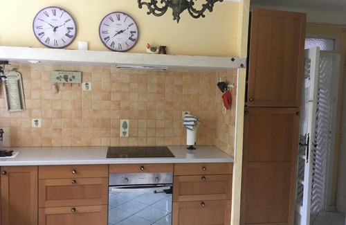 Generac Villa | Fenced garden with 10x4 pool, 85m2 terrace and shaded terrace