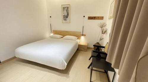 Fenghuang House | Fenghuang Ancient Town Persimmon Courtyard B&B