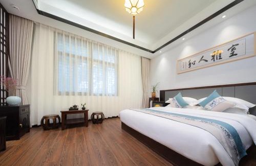 Fenghuang House | FenghuangQixin Guesthouse