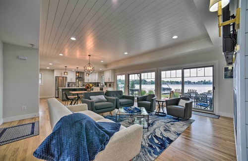 Lake Fenton House | Fenton Home w/Patio & All Sports Lake Access