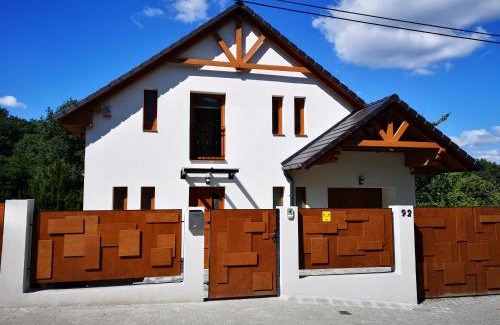 Miskolc-Tapolca Apartment | Fenyő Apartman Miskolctapolca