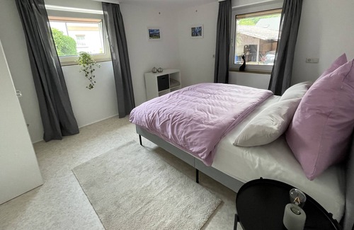 Mernes Apartment | Ferienwohnung Katzenberg