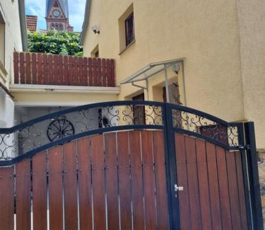 Heppenheim Apartment | Ferienwohnung Heppenheim an der Bergstraße WHG 2