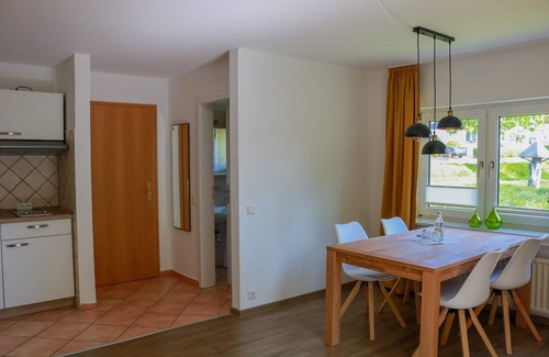 Elkeringhausen Apartment | Ferienwohnung "seeblick"