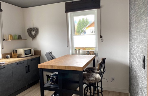 Siedlinghausen Apartment | Ferienwohnung 99qm mit Terrasse