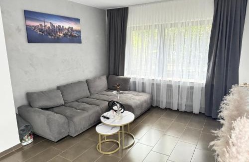 Gotterswickerhamm Villa | Ferien-Villa direkt am Rhein Sauna/Whirlpool