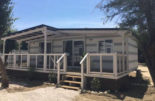 Cologna Spiaggia House | Feriendorf Stork Lodge Deluxe für 6 Personen