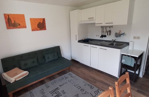 Gross Glienicke Apartment | Ferienhaus 36 qm mit 1 Schlafzimmer für Max. 3 Personen
