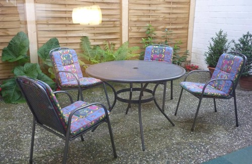 Bad Kreuznach House | Ferienhaus Albrechtstraße - holiday home, shower or bath, toilet, 1 bedroom