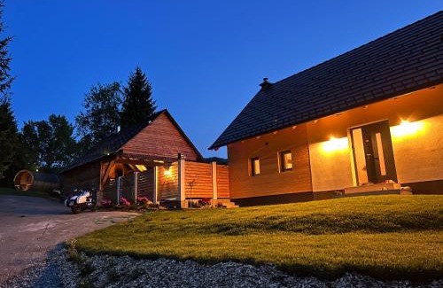 Oberhaag Villa | Ferienhaus auf 7 ha Alleinlage - Pool,Whirlpool, Sauna - Das Refugium Südsteiermark