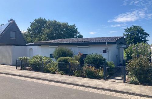 Neufeld House | Ferienhaus Frische Brise direkt am Nordsee Deich