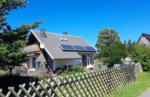 Adorf House | Ferienhaus in Entspannter Ruhiger Lage