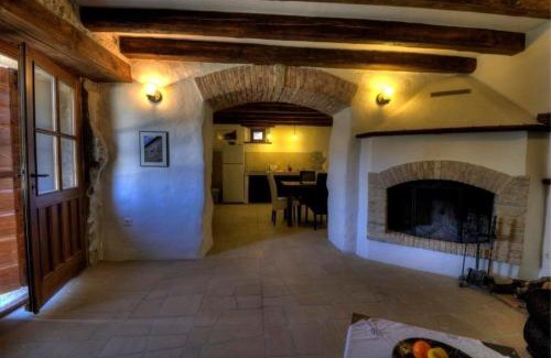 Kotli House | Ferienhaus In Kotli Mit Grill, Garten Und Gemeinschaftlichem Pool