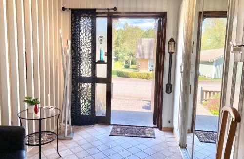 Skruv House | Ferienhaus mit Sauna nah zum Bade- und Angelsee