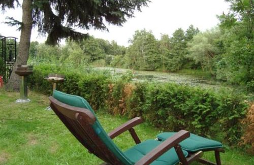 Parey House | Ferienhaus mit Wintergarten am See (Angelparadies)