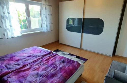 Dorsdorf House | Ferienhaus Regina im Bohnental