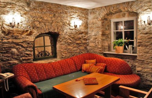 Rittersgrun House | Ferienhaus zum Grünen Hirsch Stolln