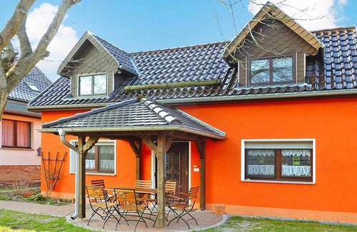 Selchow House | Ferienhaus Zum Storchennest in Storkow