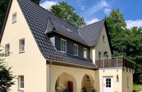 Reinhardtsdorf-Schoena Apartment | Feriensuite Tosca im Kuckuckswinkel