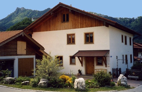 Hohenaschau im Chiemgau Apartment | Ferienwohnung 28 qm mit Wohnküche und Separates Schlafzimmer