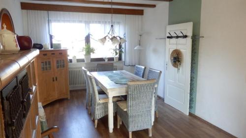 Sulzfeld Apartment | Ferienwohnung Margit