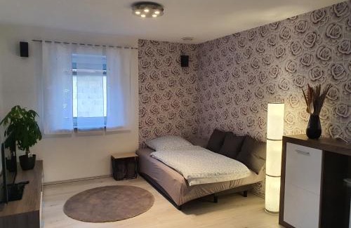 Sulzfeld Apartment | Ferienwohnung Christel und Andreas