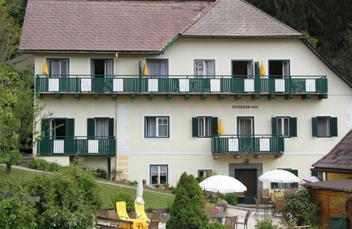 Millstatt Apartment | Ferienwohnung 1 - Petersenhof