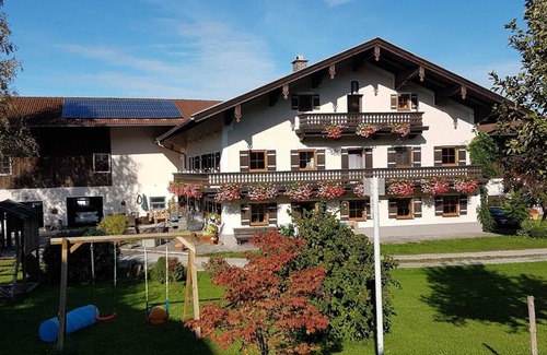 Grabenstatt Apartment | Ferienwohnung 2 im Dachgeschoss für 2 - 4 Personen, 70 qm, mit 2 sep. Schlafzimmern