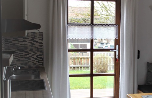 Bad Endorf Apartment | Ferienwohnung, 26 qm Erdgeschoss, 1 separates Schlafzimmer