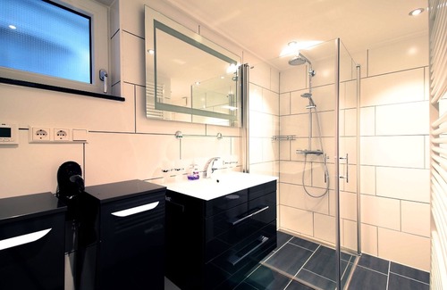 Wehr Apartment | Ferienwohnung, 31qm, 1 Schlaf- Wohnzimmer, max 2 Personen