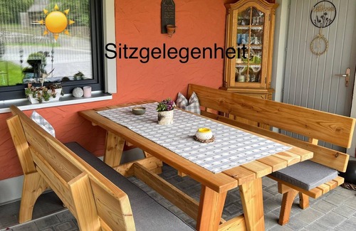 Roetz Apartment | Ferienwohnung (65qm) mit Garten und Kinderspielplatz