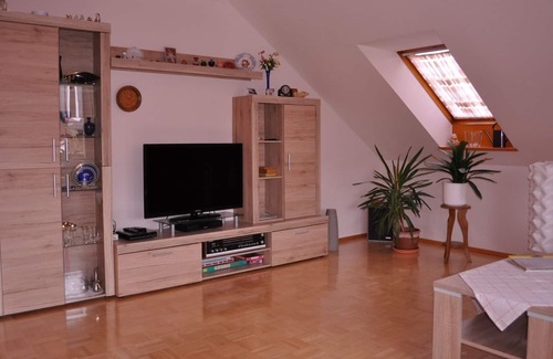 Neubulach Apartment | Ferienwohnung 75qm, 2 Schlafzimmer, max. 4 Personen