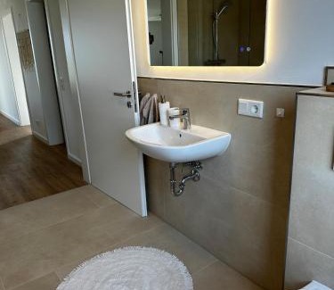 Oberdorla Apartment | Ferienwohnung an der Windmühle