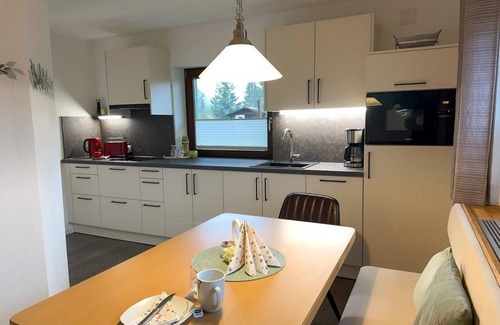 Weidach Apartment | Ferienwohnung "alpenrose" - Haus Gehrenspitze