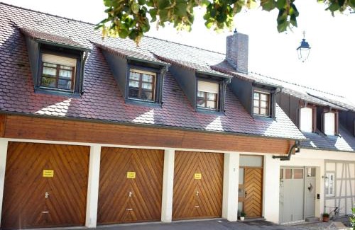 Burkheim Apartment | Ferienwohnung Alte Schmiede