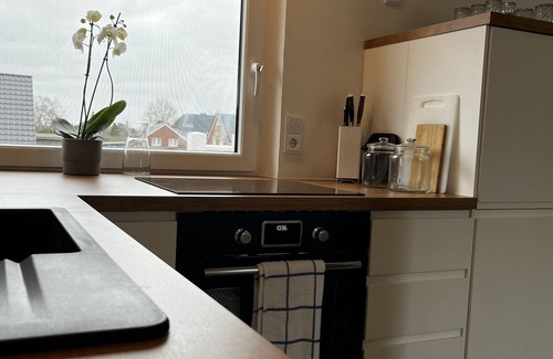 Kirchwerder Apartment | Ferienwohnung am Marschbahndamm