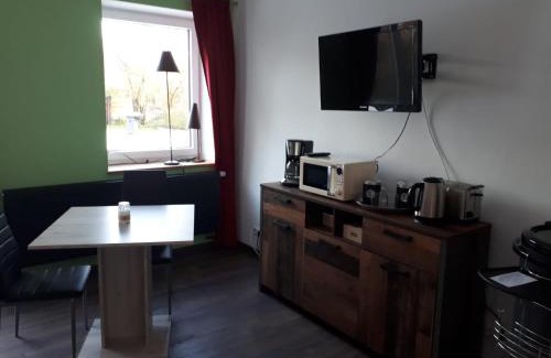 Lachendorf Apartment | Ferienwohnung am Schwimmteich
