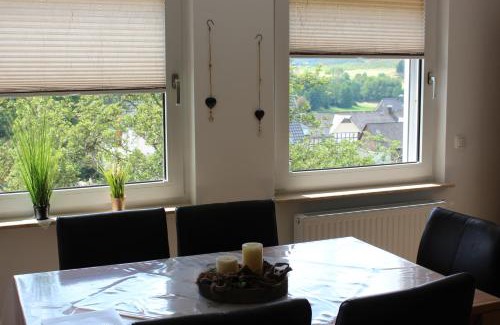 Bernshausen Apartment | Ferienwohnung Am Sonnenhang Blecher