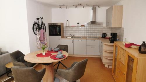 Langenlonsheim Apartment | Ferienwohnung an den Weingärten