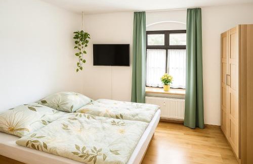Lichtenwalde Apartment | Ferienwohnung auf der Schlossallee