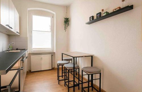 Gera Apartment | Ferienwohnung Bali Style mit High Speed WLAN und gratis Parkplatz