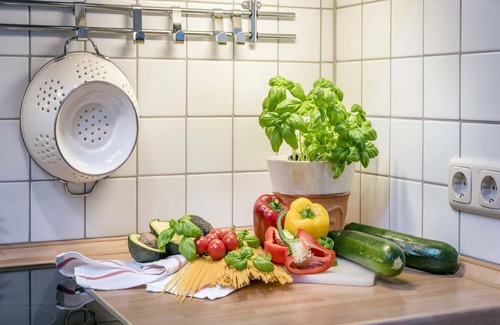 Hoslwang Apartment | Ferienwohnung "Bauerngarten", 58 qm Obergeschoss, 1 separates Schlafzimmer
