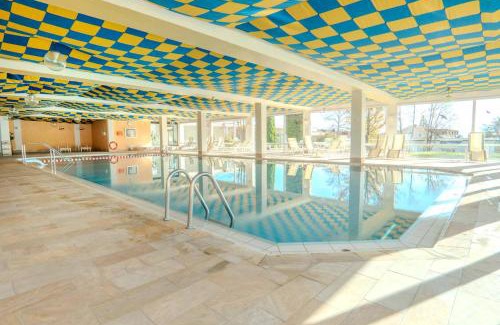 Scheidegg Apartment | Ferienwohnung BergWolke mit Pool & Sauna