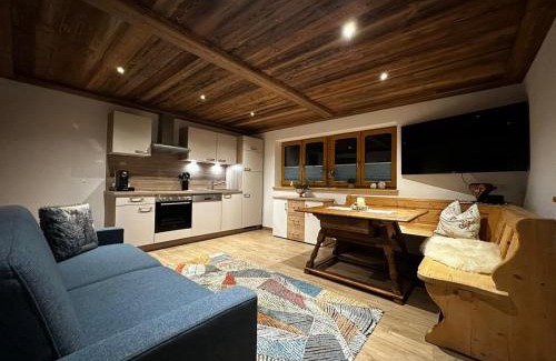 Stummerberg Apartment | Ferienwohnung Bergzua