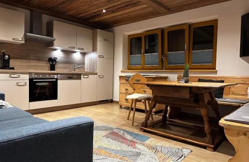 Stummerberg Apartment | Ferienwohnung Bergzua
