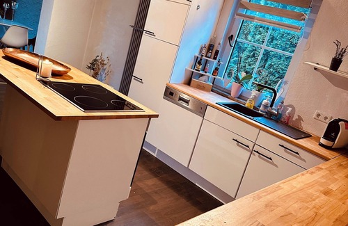 Ronsdorf Apartment | Ferienwohnung bis zu 10 Personen m Garten im Bergischen Land Wuppertal Ronsdorf