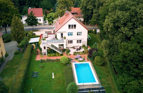 Sudstadt Apartment | Ferienwohnung Bisch, Deutschland